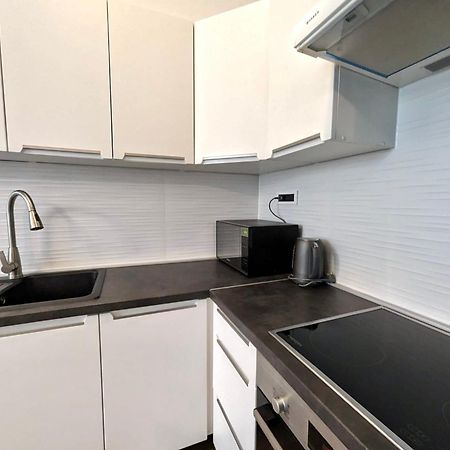 Fantabulous Downtown Abode W King Bed, 65" Tv, Washer And Tumble Dryer 萨格勒布 外观 照片